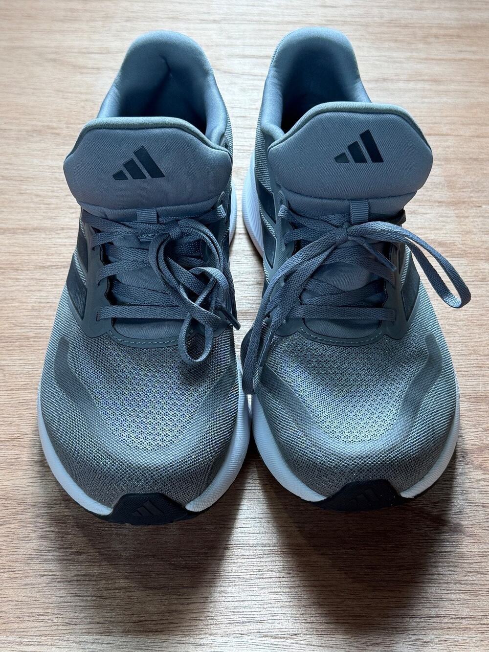 Adidas Runfalcon 5 Men's Size 10 Grey Running Shoes Cloudfoam Sneakers Excellent